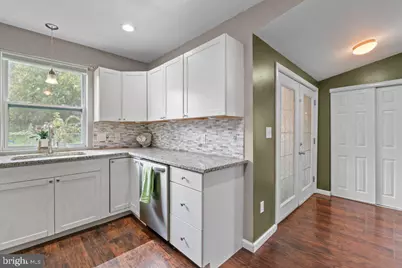 237 3rd Avenue, Baltimore, MD 21227 - Photo 16