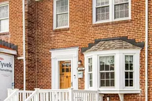 214 Blakeney Rd, Catonsville, MD 21228 - Photo 2