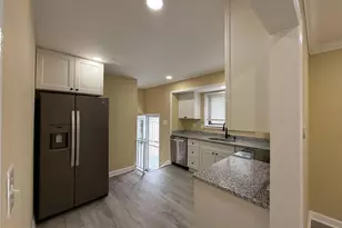 6909 Digby Rd, Gwynn Oak, MD 21207 - Photo 10