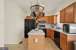 9114 Cove Point, Sparrows Point, MD 21219 - Photo 8