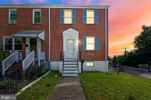 1707 Pin Oak Rd, Parkville, MD 21234 - Photo 1
