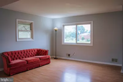 818 Bobby Road, Baltimore, MD 21228 - Photo 4