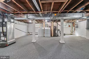 27 Glenwood Ave, Baltimore, MD 21228 - Photo 30