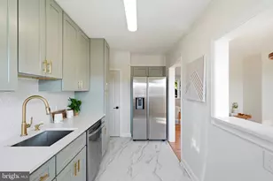 5011 Wilkens Ave, Baltimore, MD 21228 - Photo 14