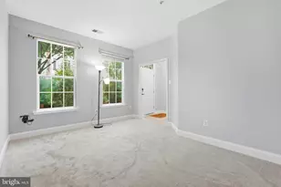 37 Meridian Ln, Towson, MD 21286 - Photo 10