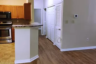 7420 Hindon Cir, Windsor Mill, MD 21244 - Photo 10