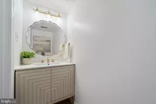 12 River Oaks Cir, Baltimore, MD 21208 - Photo 16