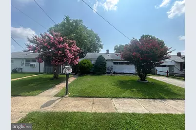 2421 Saratoga Avenue, Baltimore, MD 21227 - Photo 2