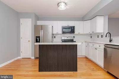 9856 Greenbrier Way, Middle River, MD 21220 - Photo 18
