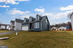 2032 William Ave, Essex, MD 21221 - Photo 2