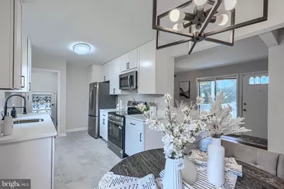 4625 Chickory Hill Lane, Baltimore, MD 21208 - Photo 6