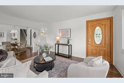 210 4th Avenue, Baltimore, MD 21227 - Photo 4