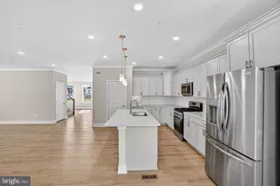 617 Harrington St, Middle River, MD 21220 - Photo 2