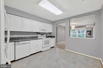 13 Pipe Hill Court #B, Baltimore, MD 21209 - Photo 6