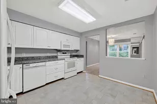 13 Pipe Hill Ct, Baltimore, MD 21209 - Photo 6