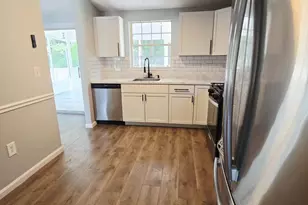 79 Yew Rd, Essex, MD 21221 - Photo 6