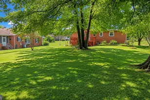 7905 Hilltop Ave, Nottingham, MD 21236 - Photo 16