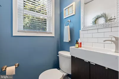 912 Locustvale Road, Towson, MD 21204 - Photo 16