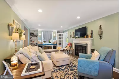 912 Locustvale Road, Towson, MD 21204 - Photo 8