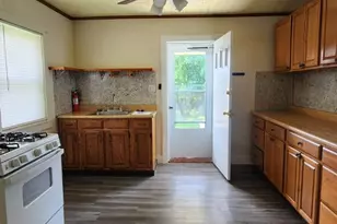 397 Oriole Ave, Baltimore, MD 21224 - Photo 2