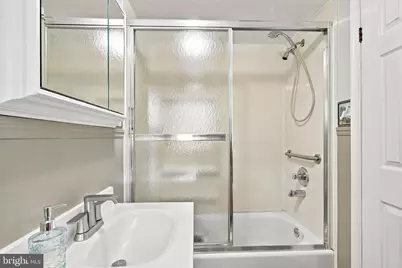 5238 Arbutus Avenue, Baltimore, MD 21227 - Photo 16