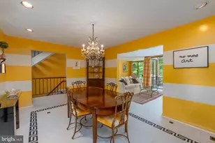 13 Hampshire Woods Ct, Towson, MD 21204 - Photo 18
