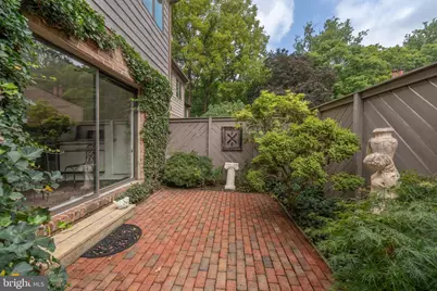 13 Hampshire Woods Court, Towson, MD 21204 - Photo 2
