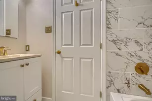 1470 Greenbriar Cir, Baltimore, MD 21208 - Photo 16