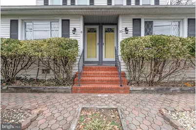 10 Gibbons Boulevard, Cockeysville, MD 21030 - Photo 2