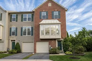 9746 Harvester Cir, Perry Hall, MD 21128 - Photo 2