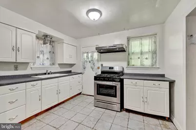 2501 Parkview Road, Baltimore, MD 21207 - Photo 12