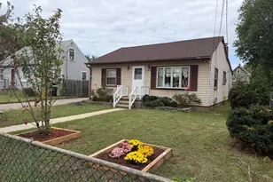 1717 Wilson Ave, Baltimore, MD 21227 - Photo 1