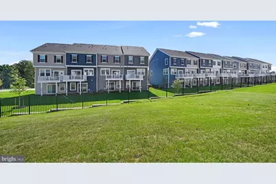5009 Silver Oak Drive, Rosedale, MD 21237 - Photo 4