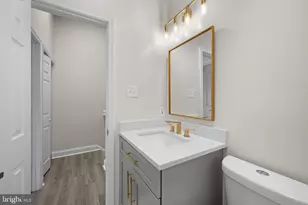 122 Courtland Woods Cir, Pikesville, MD 21208 - Photo 14