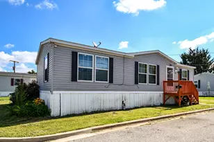 52 Vista Mobile Dr, Dundalk, MD 21222 - Photo 4