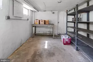 4211 Kensington Rd, Baltimore, MD 21229 - Photo 36