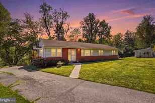 4 Peachtree Ct, Baltimore, MD 21208 - Photo 1
