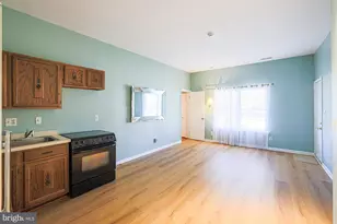 8913 Lennings Ln, Baltimore, MD 21237 - Photo 22