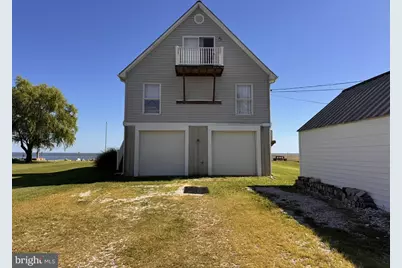 9011 Chesapeake Avenue, Sparrows Point, MD 21219 - Photo 16
