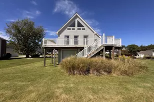 9011 Chesapeake Ave, Sparrows Point, MD 21219 - Photo 2