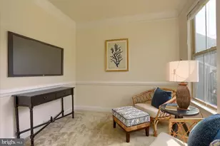 6910 Summit Cir, Towson, MD 21239 - Photo 6
