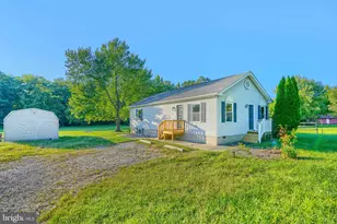 926 Wampler Rd, Middle River, MD 21220 - Photo 1