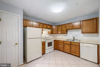 7901 Valley Manor Road #201, Owings Mills, MD 21117 - Photo 8