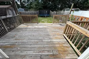 31 Holcumb Ct Ct, Middle River, MD 21220 - Photo 12