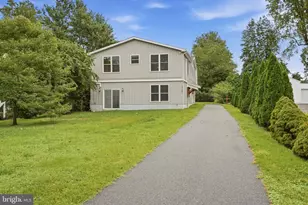 2507 Island View Rd, Essex, MD 21221 - Photo 2