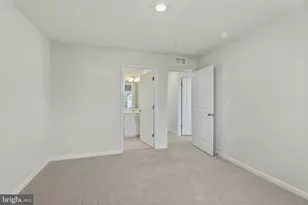 8128 Cypress Pt Dr, Rosedale, MD 21237 - Photo 16
