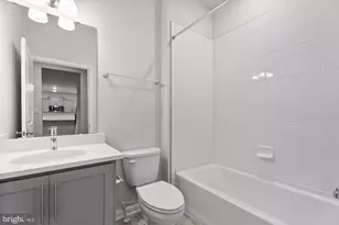 8126 Cypress Pt Dr, Rosedale, MD 21237 - Photo 12