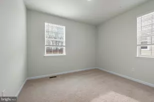 8126 Cypress Pt Dr, Rosedale, MD 21237 - Photo 14