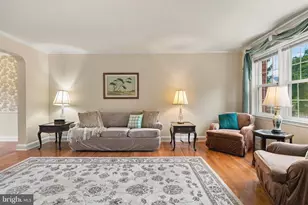 8138 Pleasant Plains Rd, Baltimore, MD 21286 - Photo 2