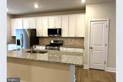 7817 Barrensdale Road, Windsor Mill, MD 21244 - Photo 10